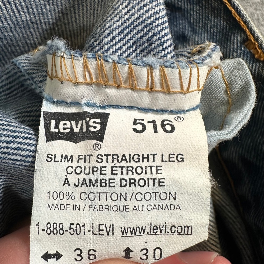 Levis 516 Slim Fit Straight Leg Jeans Mens 36x30 Blue Denim Vintage Made Canada - Picture 4 of 10